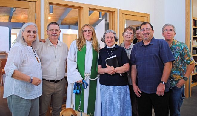 Sunday morning we traveled a few miles to worship at St. David's, Beanblossom with the Rev. Kelsey Hutto. Liturgy, music and preaching were all outstanding. Notice Joan hiding out in the back. (Sr. Julian)